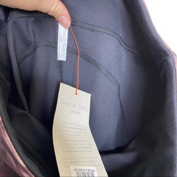 Sweaty Betty Reversible Yoga Leggings - aubergine london print - Picture 6 of 8